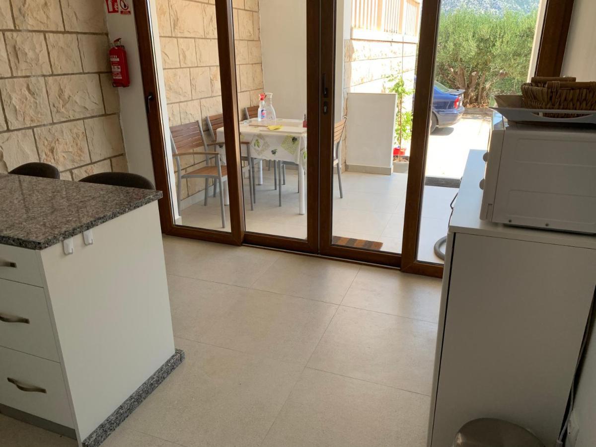 Apartmani Tonko Račišće Exterior foto