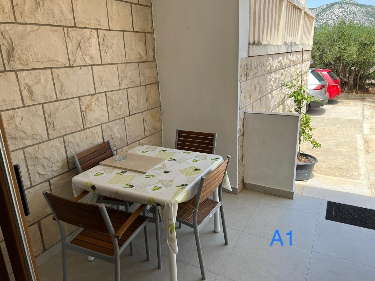Apartmani Tonko Račišće Exterior foto