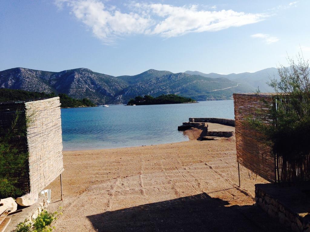 Apartmani Tonko Račišće Exterior foto